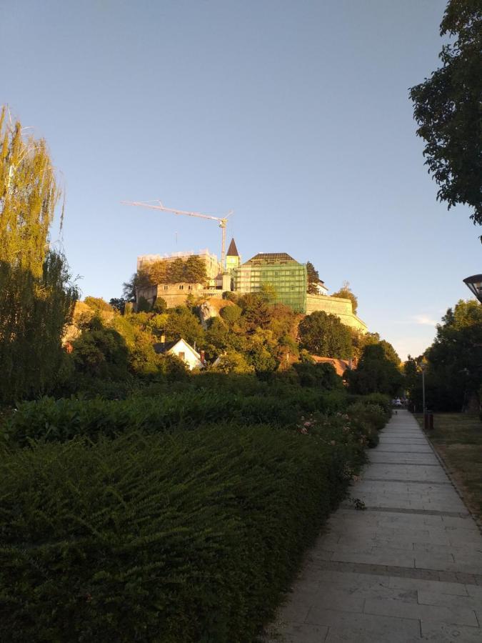 Galeria Villa Veszprém Eksteriør billede