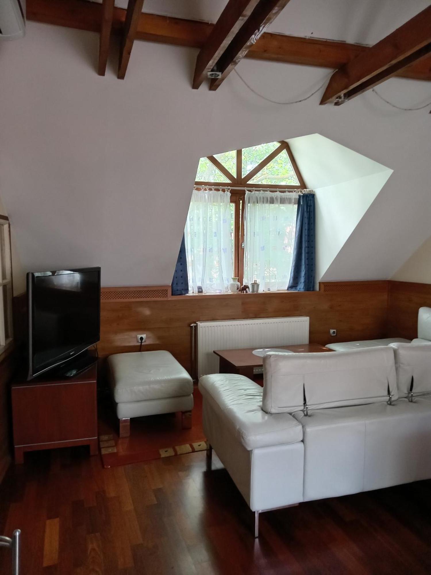 Galeria Villa Veszprém Eksteriør billede